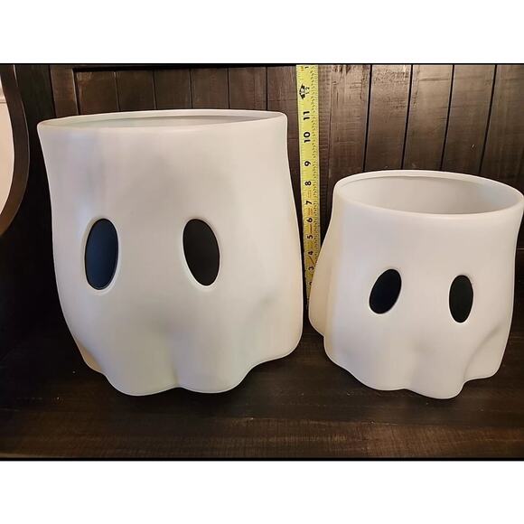Halloween Ghost Blowmold Buckets Set Of 2 Planter Pot Halloween 8.25" & 11.25" - Picture 1 of 3